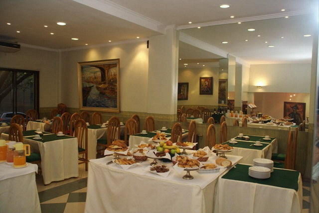Hotel Ariosto เมนโดซา ภายนอก รูปภาพ