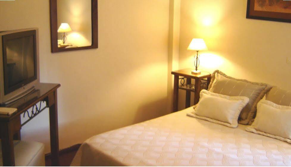 Hotel Ariosto เมนโดซา ภายนอก รูปภาพ